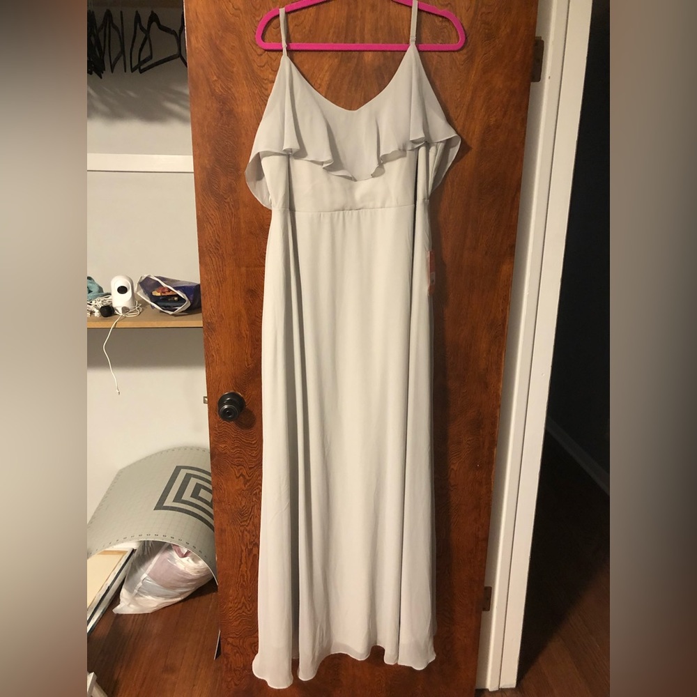 Birdy grey curvy dove grey dress